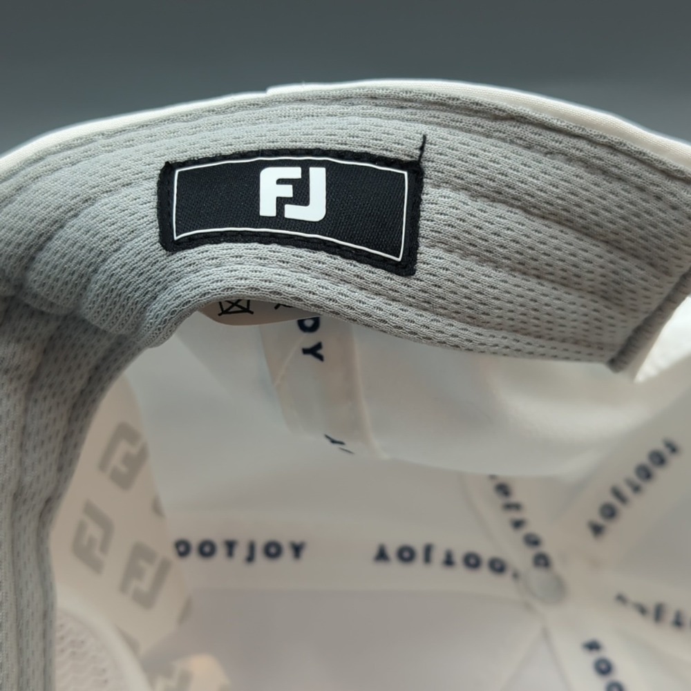 FootJoy Tony's Market 5 Panel 18th Flag White/Red Adjustable Snapback Rope Hat - Picture 12 of 13